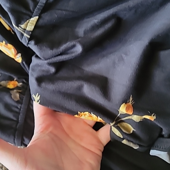 Nine Britton Floral Romper NWT - Picture 8 of 9